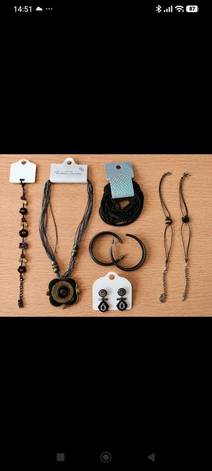 Lot bijoux fantaisie femme 6 pièces – Colliers, bracelet, créoles & boucles d'oreilles